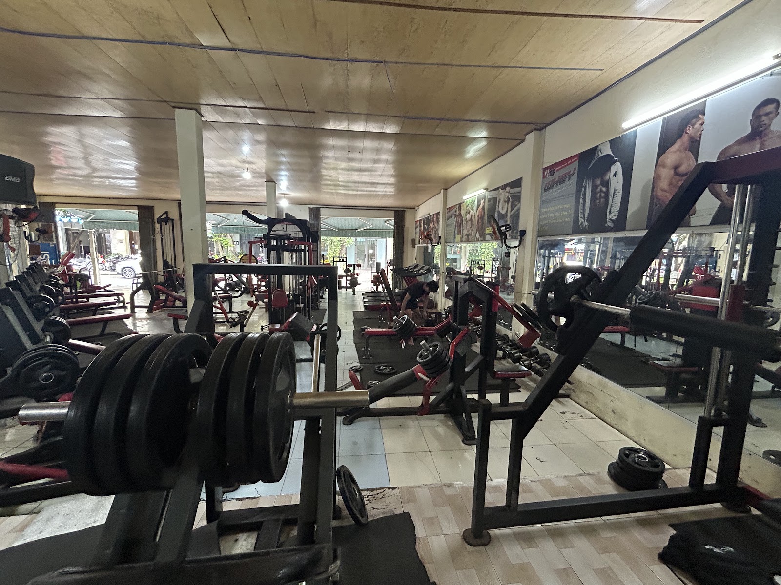 Gym - Fitness Hữu Trí
